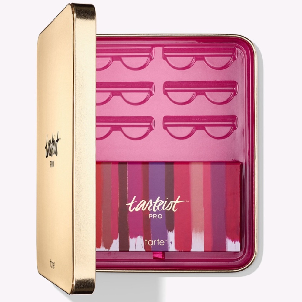 Tarteist Pro Limited-Edition Wink Wardrobe Lash Binder